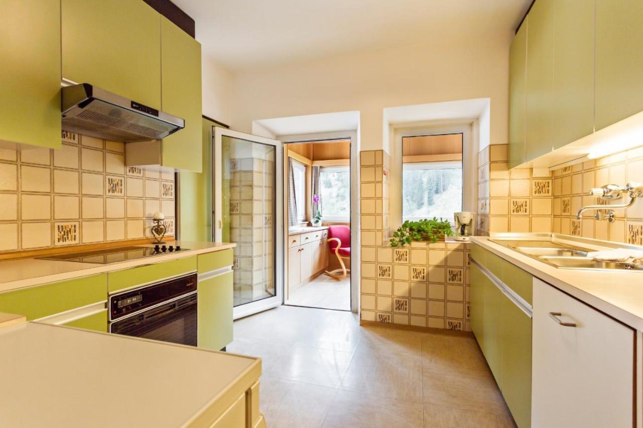 Villa Alpina Apartments Santa Cristina Val Gardena Zewnętrze zdjęcie